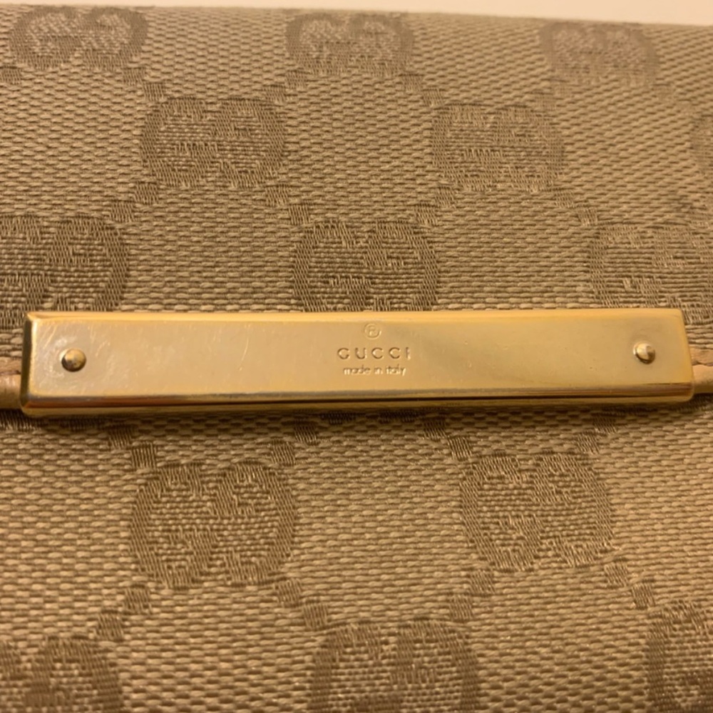 Gucci Monogram Wallet - Picture 3 of 10
